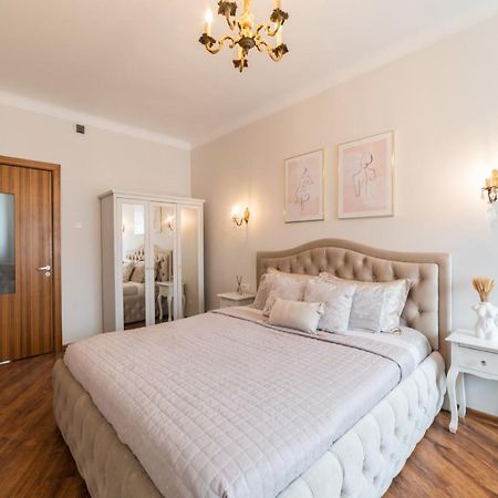 E. D. Angel Wing Apartment Šiauliai Exteriér fotografie
